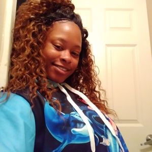 Meet your Posher, Shayy